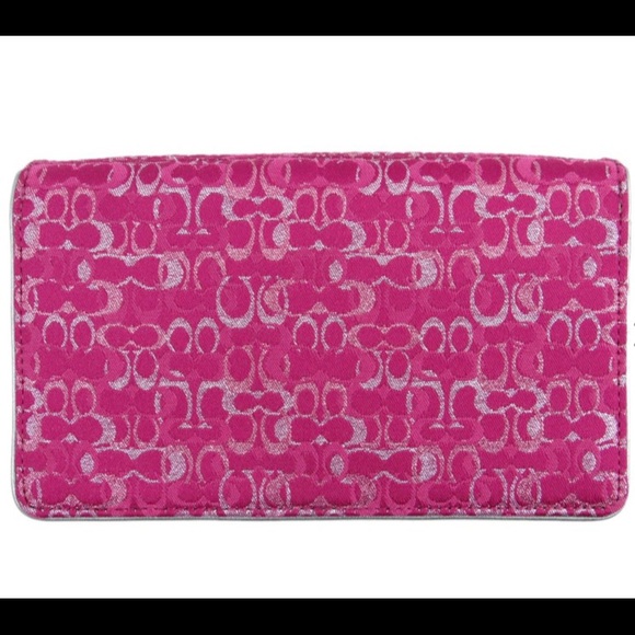 🪴EUC Coach WOC Flap bag🪴 - Picture 3 of 9